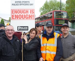 Nia with Police Federation 10012012